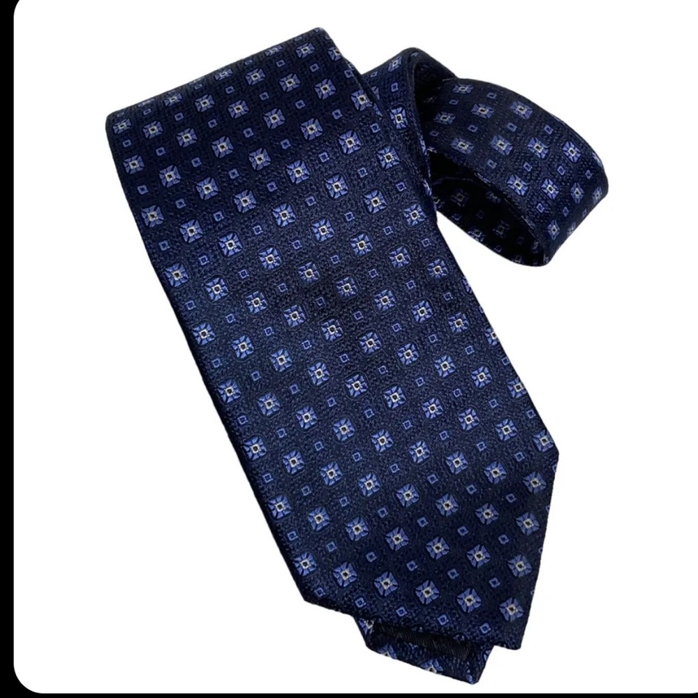 Giorgio Armani Collezioni Men Silk Dress Neck Tie Blue Geometric Print